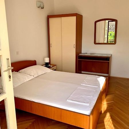 Obradović rooms&apartments Makarska Exterior foto