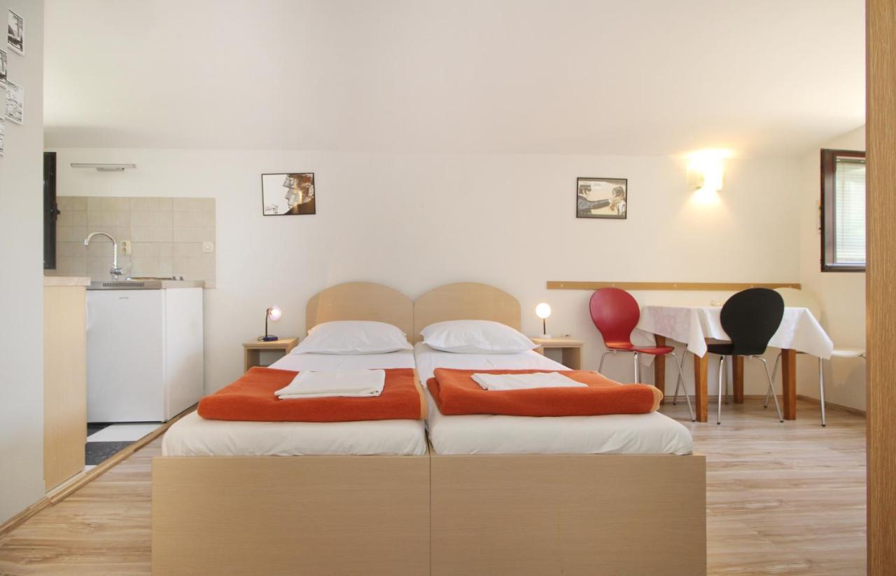 Obradović rooms&apartments Makarska Exterior foto