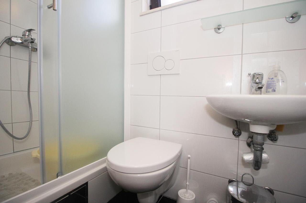 Obradović rooms&apartments Makarska Exterior foto